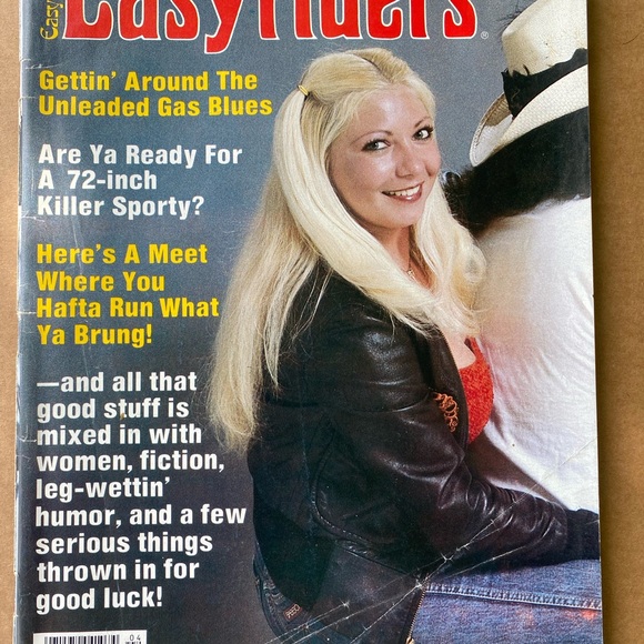 Vintage Easy Rider Chopper Magazine April 1982 w/Iron-on & David Mann Centerfold - Picture 1 of 3